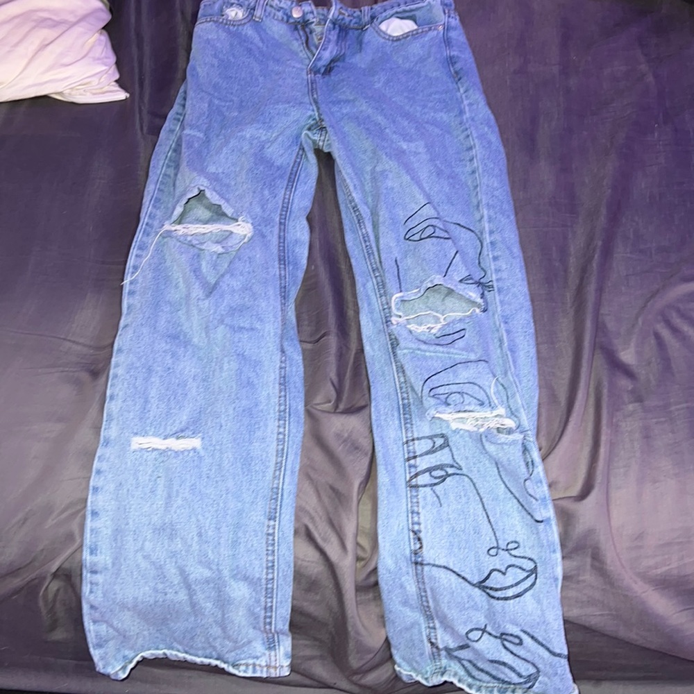 Cute ripped jeans